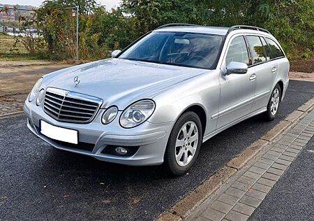 Mercedes-Benz E 200 KOMPRESSOR T CLASSIC Classic