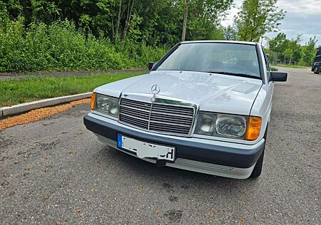 Mercedes-Benz 190