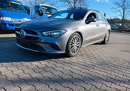 Mercedes-Benz CLA 200 Shooting Brake Panorama ACC