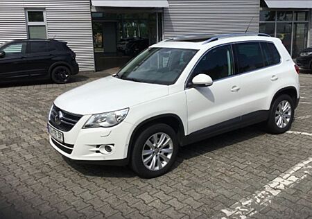 VW Tiguan Volkswagen Team 4Motion