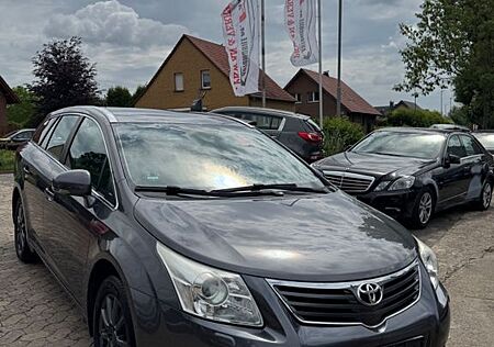Toyota Avensis Kombi Sol Klima Navi TÜV 2.2027