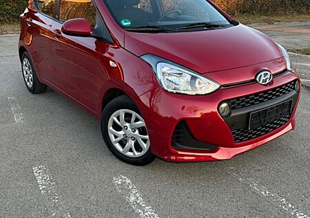 Hyundai i10 1.0 TÜV Neu 2-Hand UnfallFrei 8fachbereift