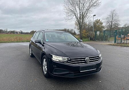 VW Passat Variant Volkswagen 1 Hand Ahk,Acc,R kamera,Led