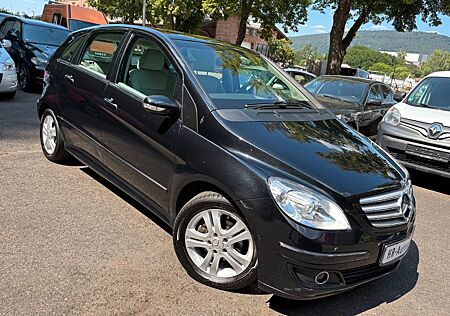 Mercedes-Benz B 200 CDI *2.Hand*Scheckheft*AHK*8xbrf.*