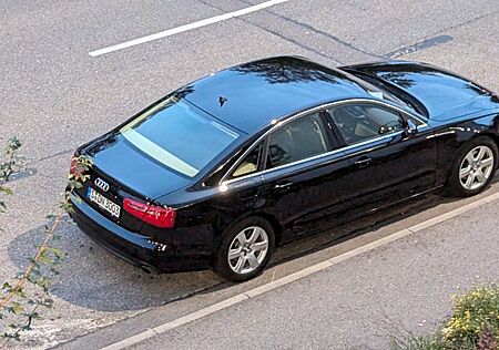 Audi A6 2.8 FSI quattro S tronic -