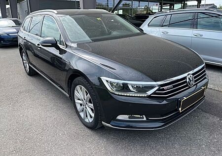 VW Passat Variant Volkswagen Highline 4M*PANO*ViRTUAL*ACC