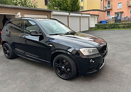 BMW X3 xDrive20d M Paket AHK CarPlay