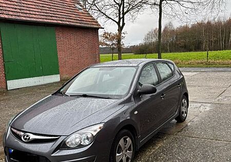 Hyundai i30 CW 1.4 Classic Classic