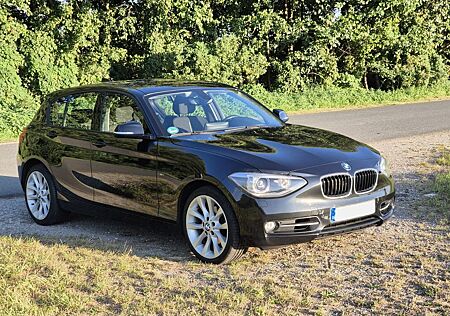BMW 120d Sport Line Automatik