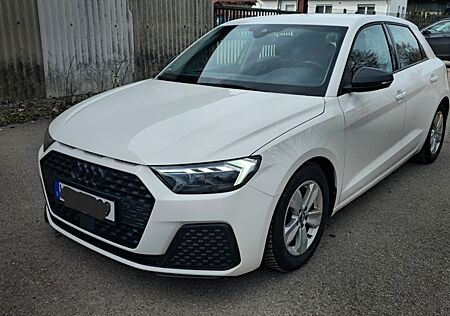 Audi A1 30 TFSI Sportback -