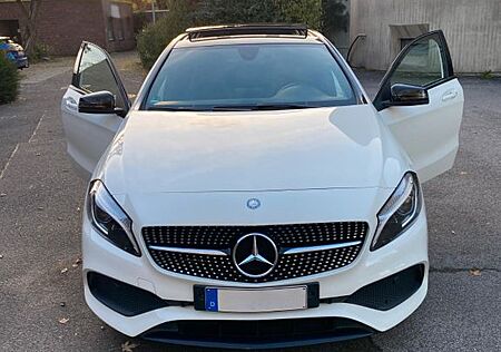 Mercedes-Benz A 200 AMG Line AMG Line