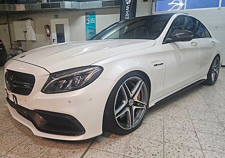 Mercedes-Benz C 63 AMG C 63S AMG VOLLAUSSTATTUNG BURMESTER LED PANO TOP