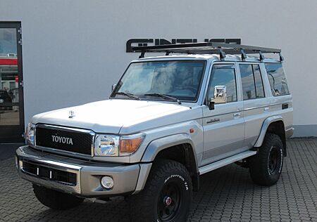 Toyota Land Cruiser GR J 76 LX OME