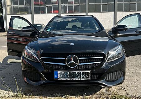 Mercedes-Benz C 220 d 4MATIC T AVANTGARDE Autom. AVANTGARDE