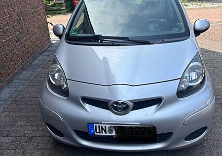 Toyota Aygo (X) Aygo (X) 1,0-l-VVT-i -
