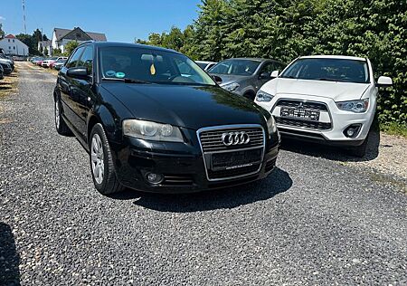 Audi A3 Sportback 1.6 FSI Attraction