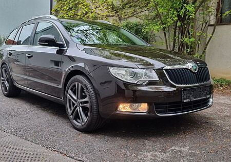 Skoda Superb 1.8 TSI DSG Ambition Combi Ambition