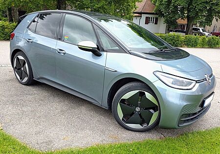 VW ID.3 Volkswagen Tech Pro Vollausstattung Werksgarantie