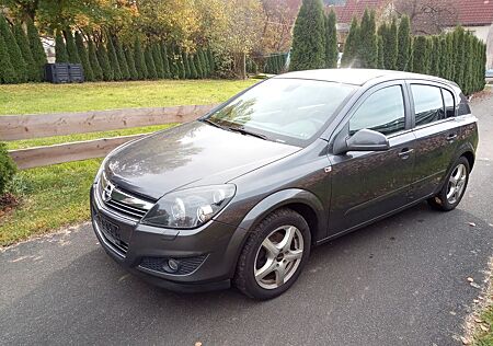 Opel Astra 1.8 ECOTEC Edition Edition