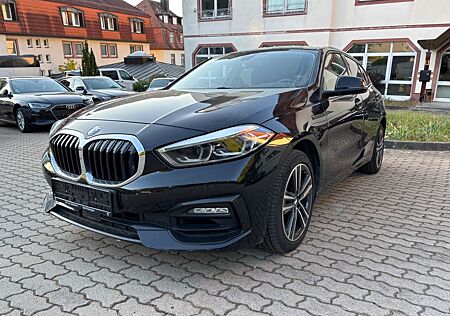 BMW 118 i Sport Line*LED*Kamera*LiveCo.*HuD*FahrAss+