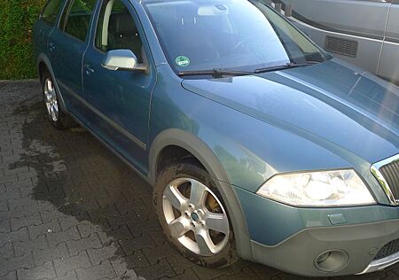 Skoda Octavia Combi 2.0 TDI PD DPF 4x4 Scout