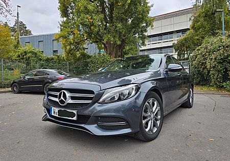 Mercedes-Benz C 200 -