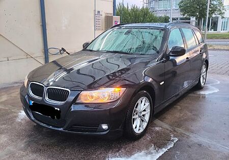 BMW 3er 320i Facelift großes CIC Navi Leder Klima