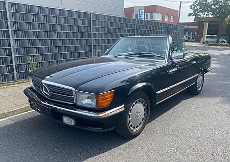 Mercedes-Benz SL 560 Schwarz 040/Leder Schwarz