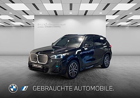 BMW iX1 xDrive30