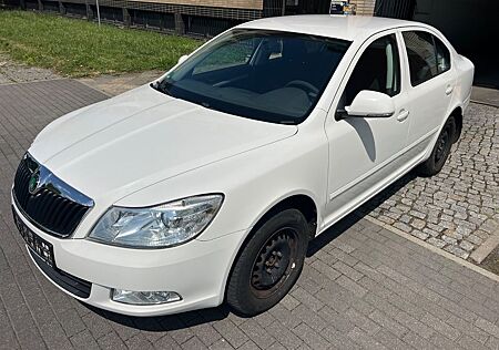 Skoda Octavia 1.6 Ambiente *TÜV 11/2026*