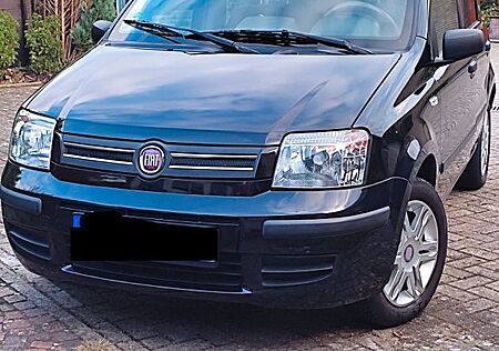 Fiat Panda gepflegter schwarz/schwarz-selten, TÜV neu