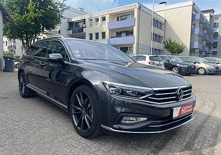 VW Passat Variant Volkswagen Elegance *Leder*Navi*360° Kamere*