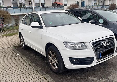 Audi Q5 2.0 TFSI S tronic quattro -