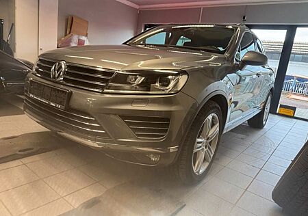 VW Touareg Volkswagen V6 TDI BMT/Start-Stopp Terrain Tech 4Mot
