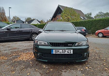 Opel Vectra i 500 (Replika)