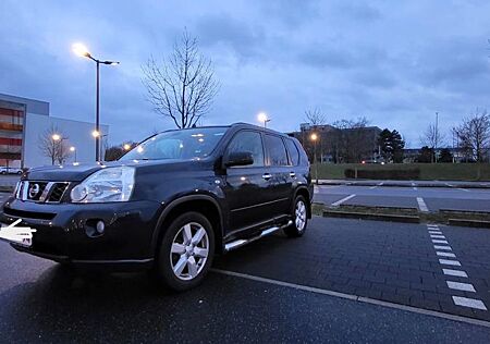 Nissan X-Trail LE 4X4 VOLL PACKET