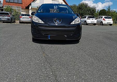 Peugeot 207 Tendance 75*Klima*8-fach bereift*S-Heft