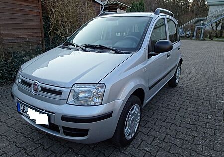 Fiat Panda 1,4 8V CNG M169 MJ 2012 77/69 PS €5 5 Gang