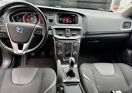 Volvo V40 D4 Momentum Momentum