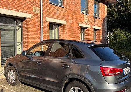 Audi Q3 1.4 TFSI cylinder on d. S tronic