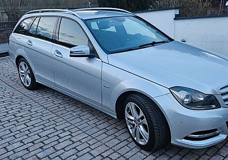 Mercedes-Benz C 220 CDI T AVANTGARDE