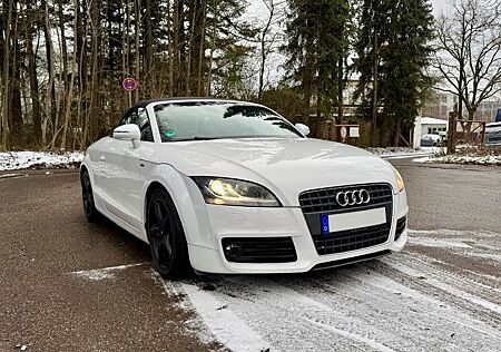 Audi TT 2.0 TFSI S-Line-Plus / Carbon Exterieur