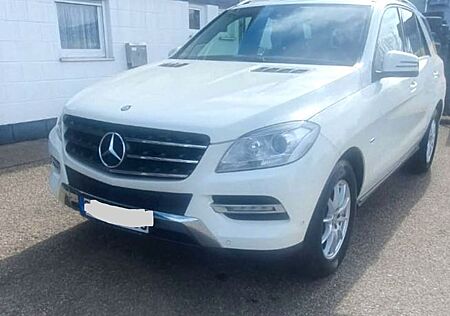 Mercedes-Benz ML 250 BlueTEC 4MATIC -