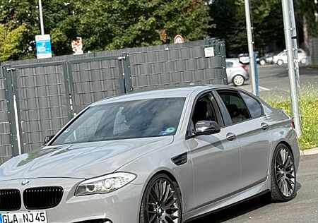 BMW 525 F10 Absoluter Hingucker in nardo grau 3L Diesel