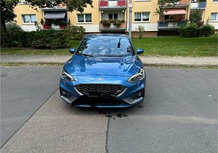 Ford Focus 2,3 EcoBoost ST