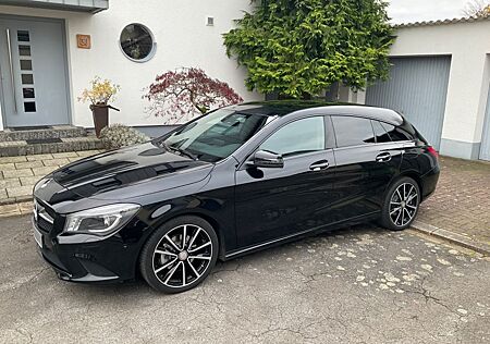 Mercedes-Benz CLA 200 Shooting Brake CLA 200 d Urban Shoot...