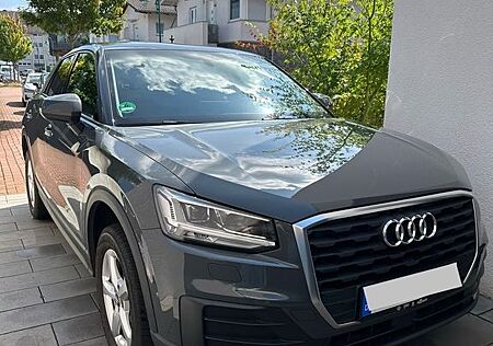 Audi Q2 TFSI NAVI LED Sitzh PDC