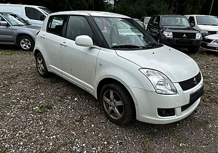 Suzuki Swift 1,3 Comfort 4WD