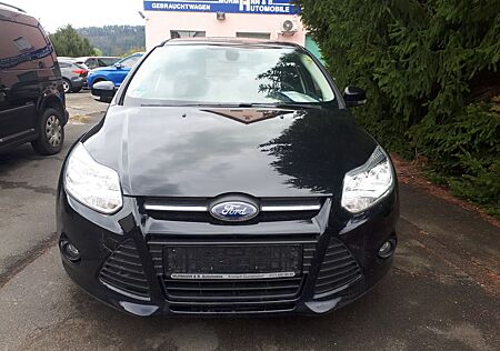 Ford Focus TURNIER TREND*KLIMA*2.HAND*