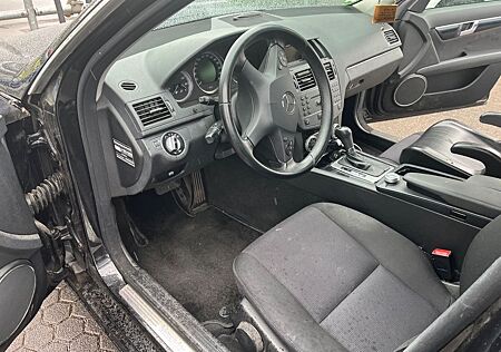 Mercedes-Benz C 180 CGI BlueEFFICIENCY AVANTG. Autom. AVAN...